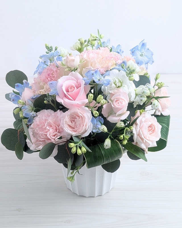 七回忌の花 アレンジメント・花束 お届け実例