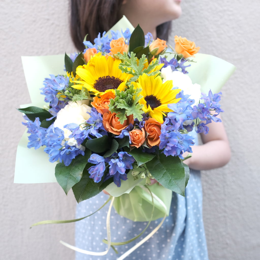 夏の花ギフト、ヒマワリのブーケ。フラワーギフト通販 お花の通販 Hanaimo 