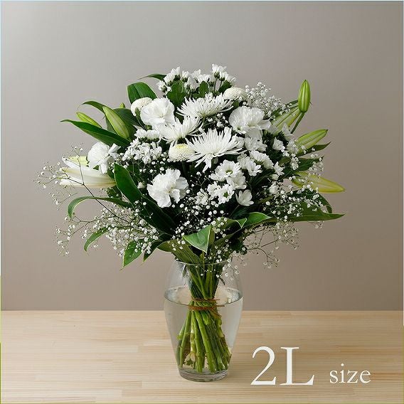 白色、ホワイトの花束、アレンジメント。生花で贈る贈りもの・フラワーギフト