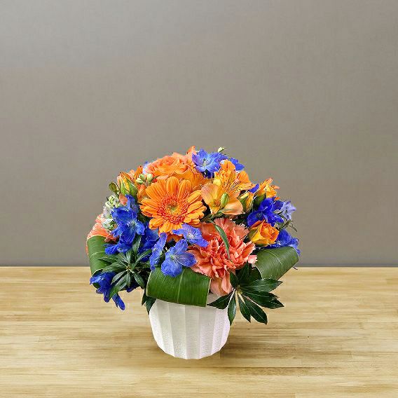 青オレンジのアレンジメント 花ギフト Sサイズ （フォーカス