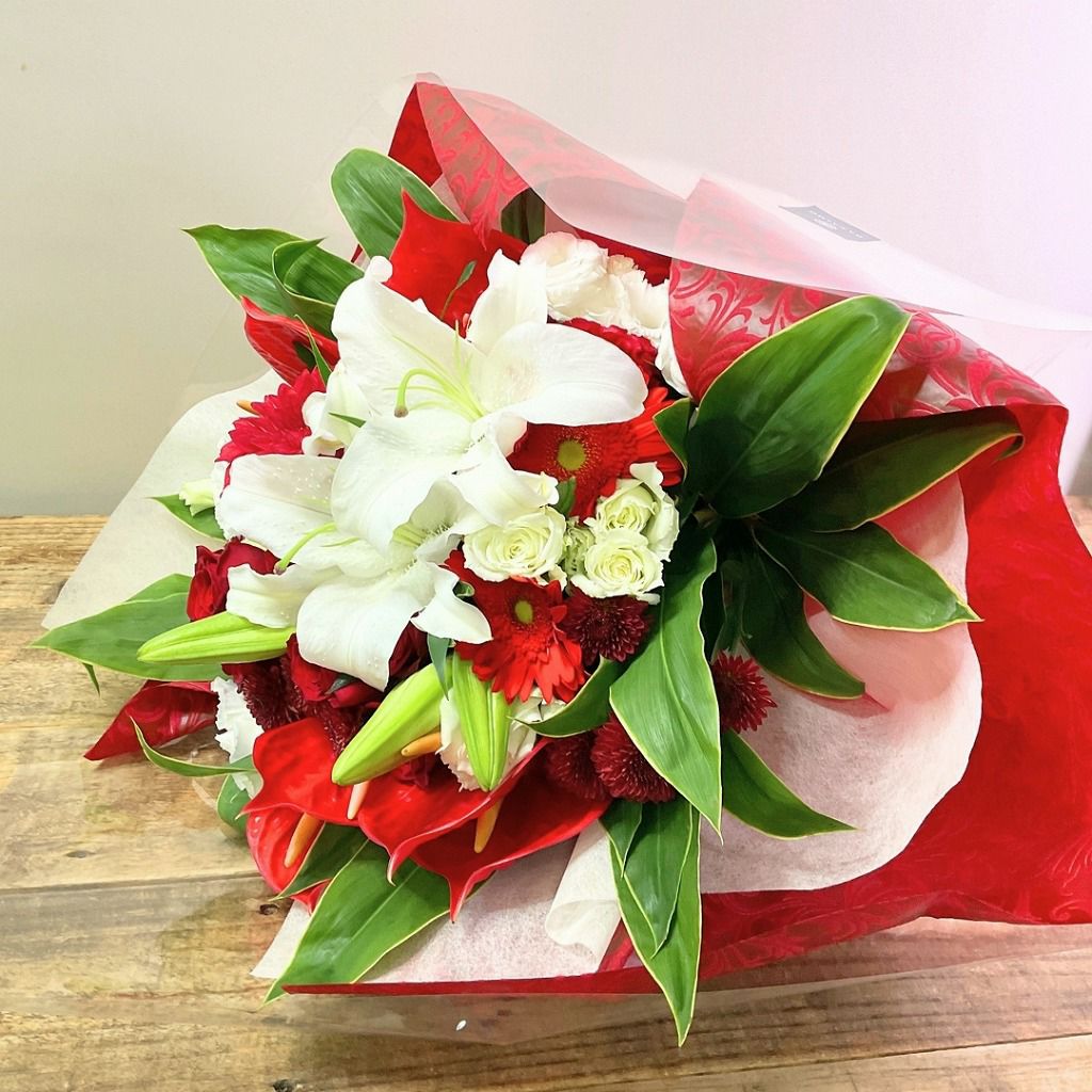 000000002041-01.jpg?size=m&w=