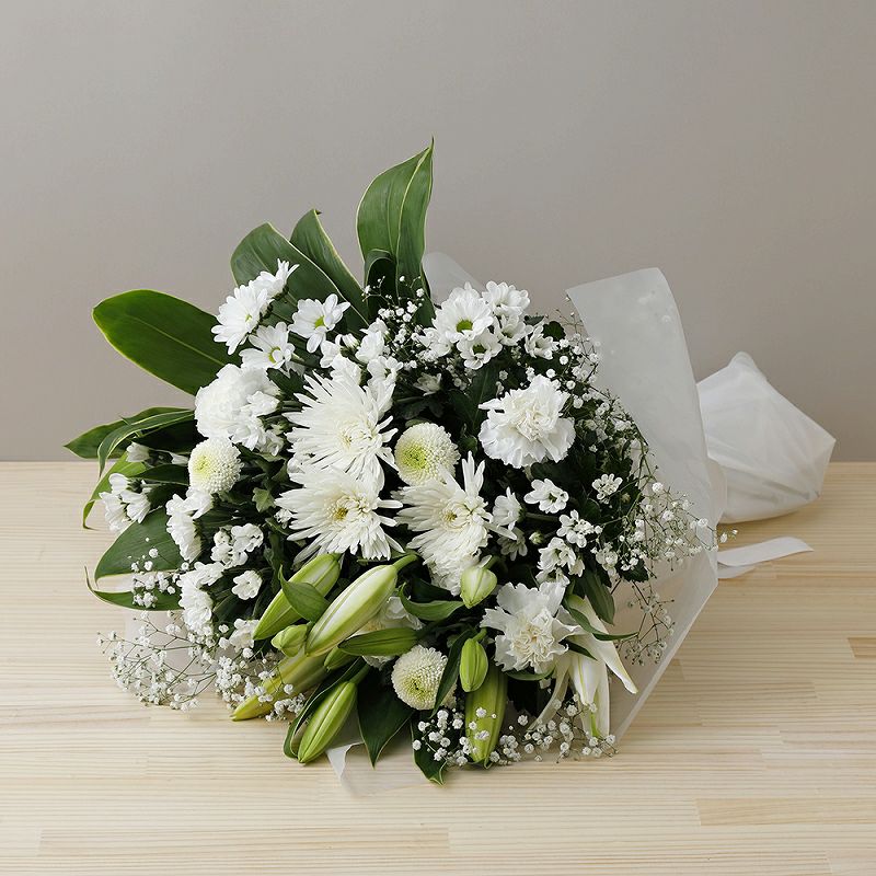 黄色とオレンジ色の花束、アレンジメント。お祝い・記念日に贈るお花のプレゼント・贈り物