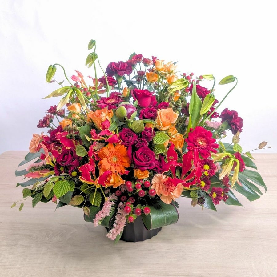 就任記念祝いのお花。お取引さまの社長就任のお祝いに贈るフラワーギフト。