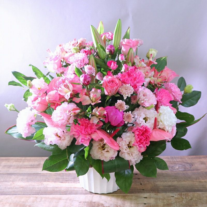 公演祝いのお花。推しや役者さんのご出演お祝いに贈るお祝い花、お祝いアレンジメント