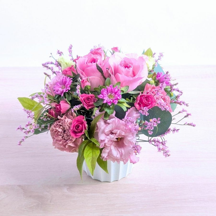 開店祝いのお花。新しいお店、リニューアルオープンのお祝いアレンジメント。お祝いの花ギフト