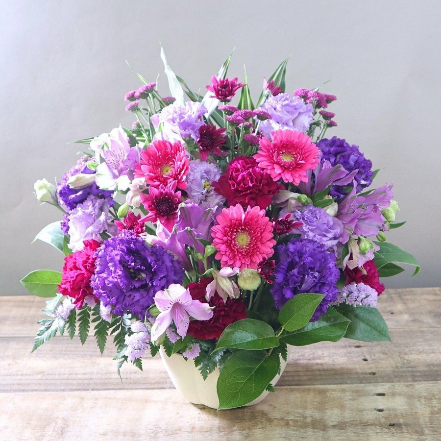 卒園祝いのお花。卒園式、幼稚園、保育園、子供・先生へ贈る花ギフト、お祝いアレンジメント