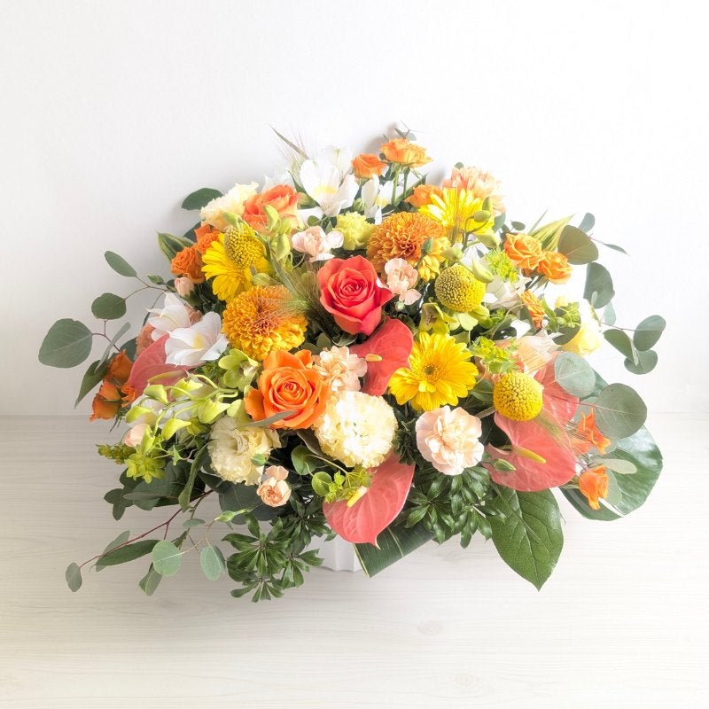 お祝いの花 アレンジメント Mサイズ