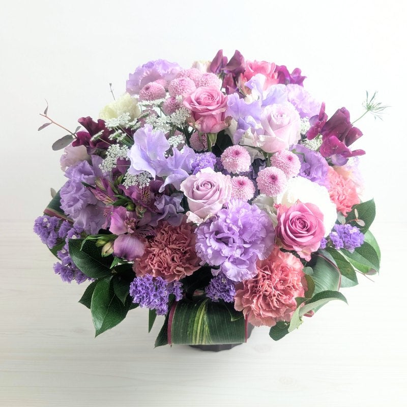 お祝いの花 アレンジメント Mサイズ