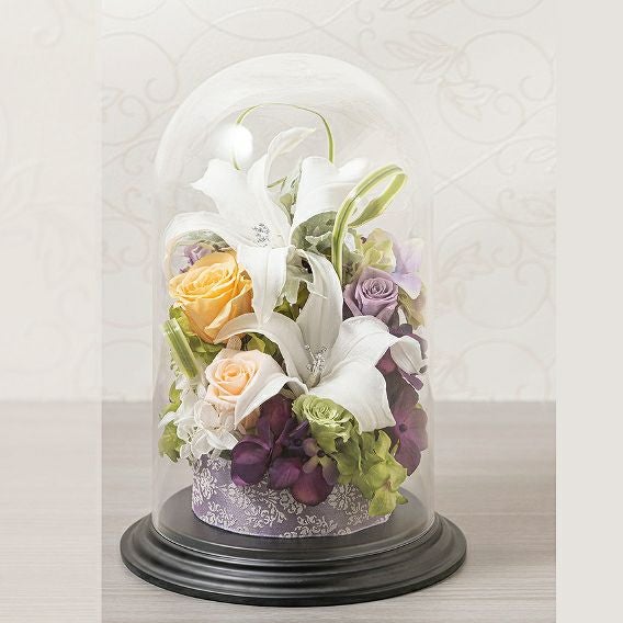 プリザーブドフラワーの贈り物。お悔やみ花、お供え花に贈る枯れないお花