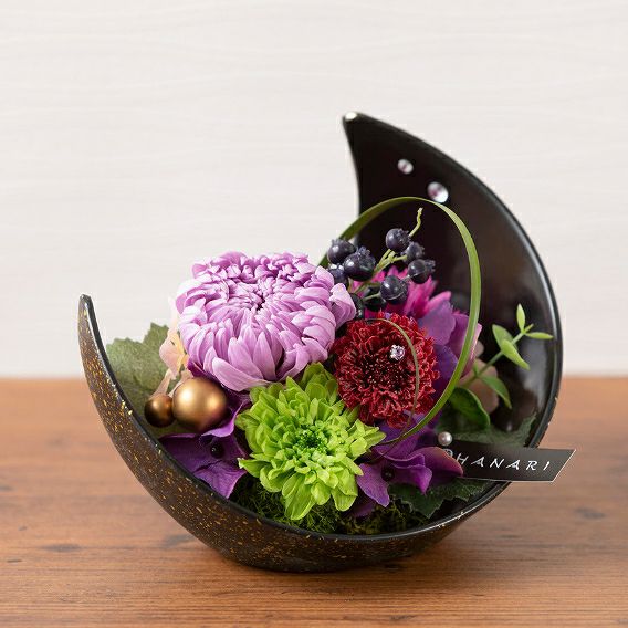 プリザーブドフラワーの贈り物。お悔やみ花、お供え花に贈る枯れないお花