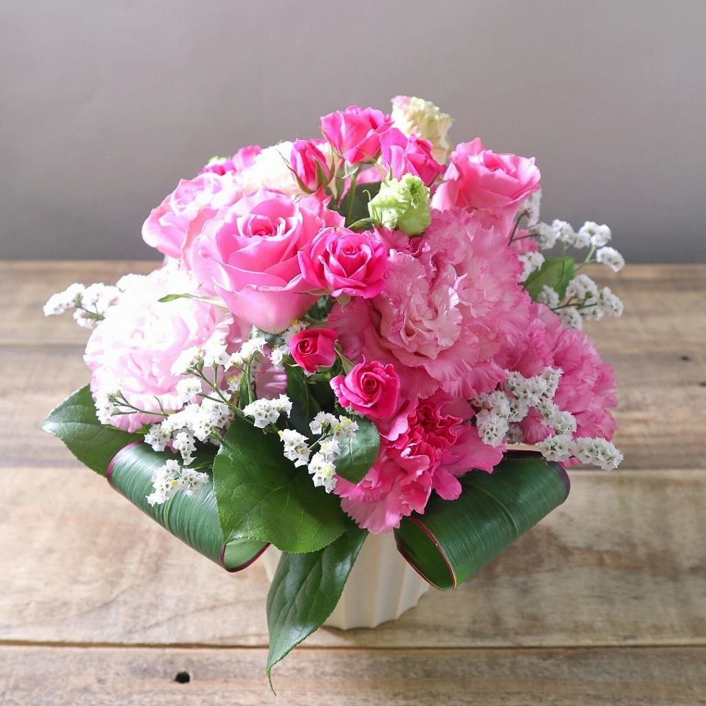 お祝いの花 アレンジメントMS｜11,000円・17色から選べる｜花以想