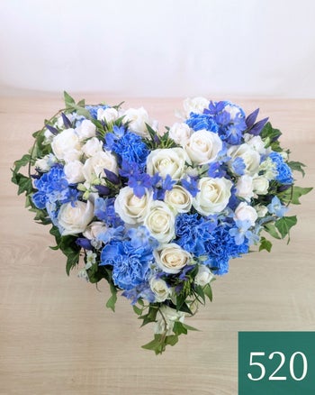 生花で贈るハート型アレンジメント。送って喜ばれるお花のギフト、フラワーギフト