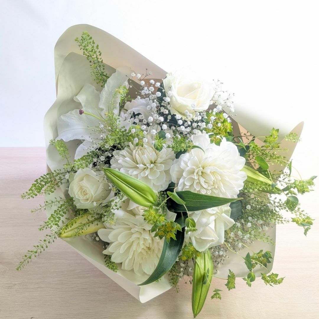 華やかなブーケ 花束 MSサイズ｜おしゃれな花束・アレンジ通販【最短