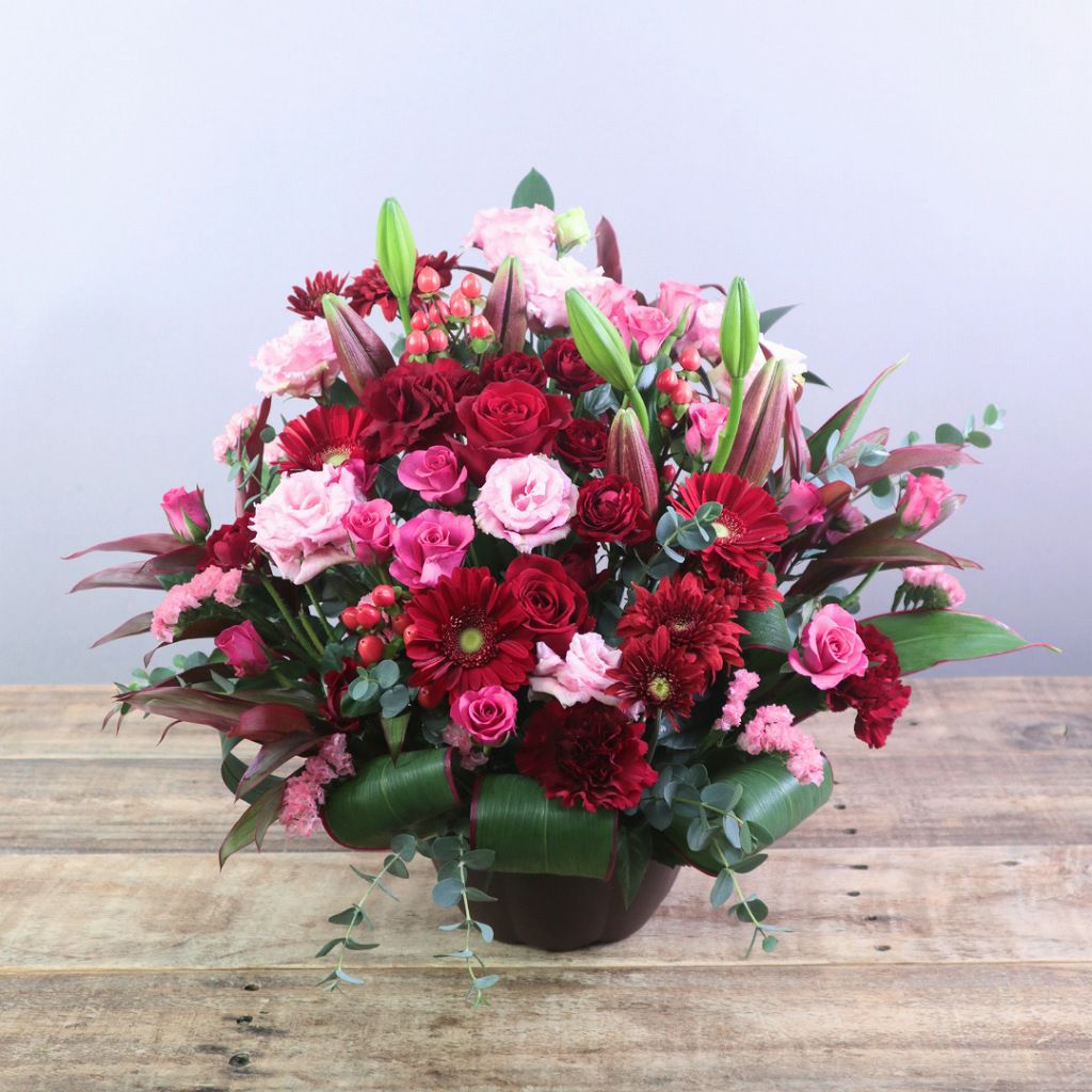 クリスマスギフト　クリスマスアレンジメント　Xmasに贈るお花のプレゼント