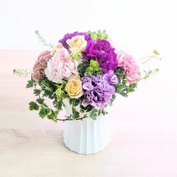 母の日の花。母に贈るお花のギフト。贈って喜ばれる人気のフラワーギフト