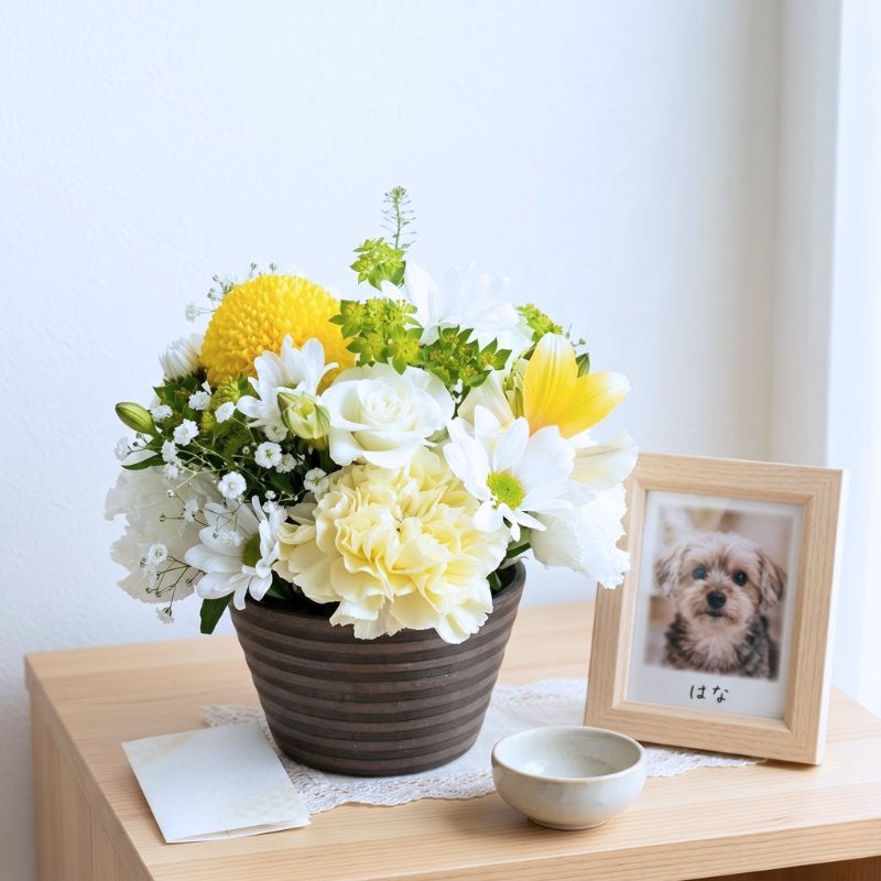 お花の定期便・お花のサブスク。毎月一回、季節のお花が届くアレンジメント