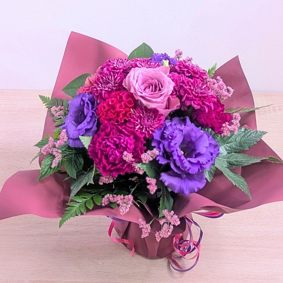 喜寿祝いの花。77歳の誕生日プレゼントに贈る花束・アレンジメント・お花のプレゼント