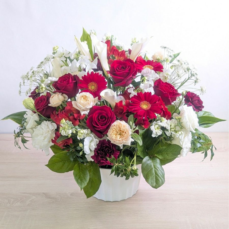 傘寿祝いの花。80歳の誕生日プレゼントに贈る花束・アレンジメント・お花のプレゼント