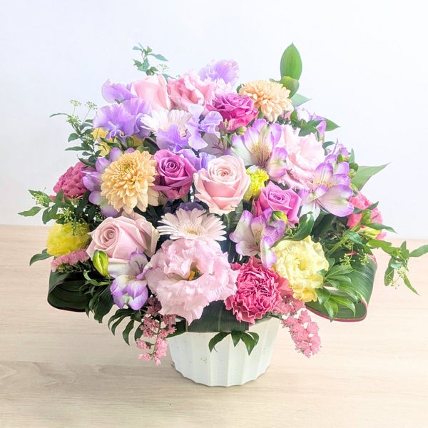 傘寿祝いの花。80歳の誕生日プレゼントに贈る花束・アレンジメント・お花のプレゼント