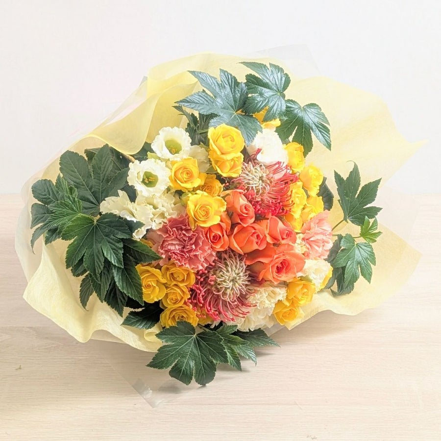 傘寿祝いの花 花束M 14,300円