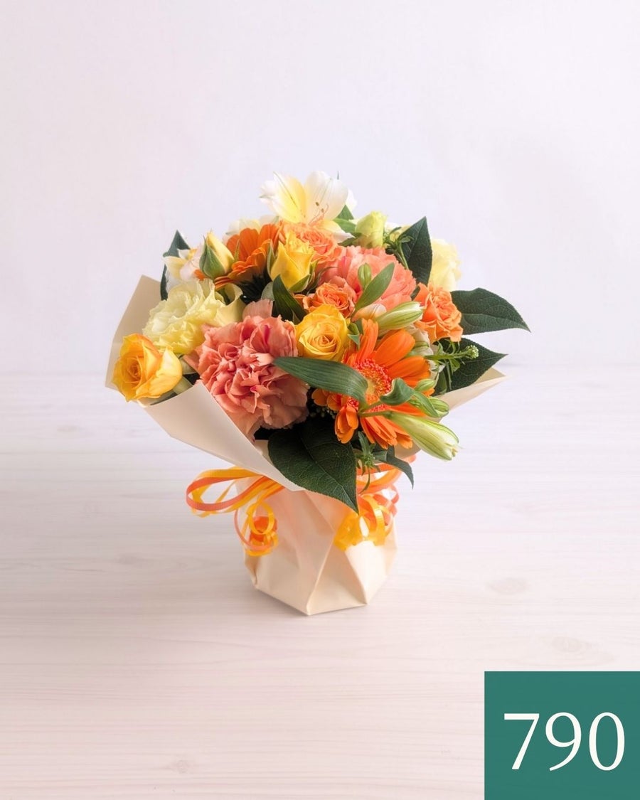 そのまま飾れる花束「Wish（ウィッシュ）」・黄オレンジ（おひさま）